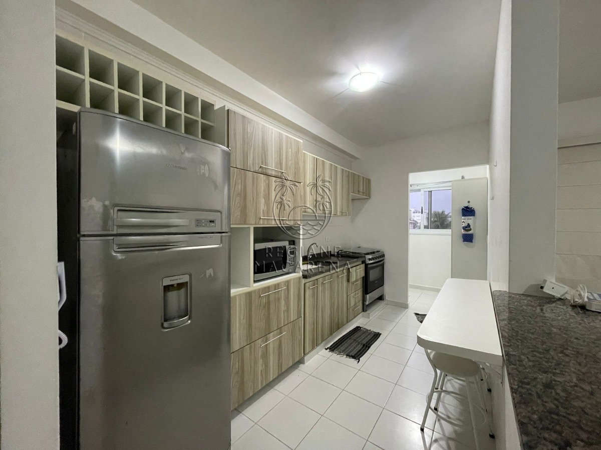 Apartamento à venda com 2 quartos, 70m² - Foto 2